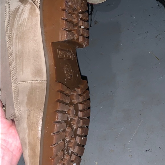 Grey timberlands - Picture 4 of 4